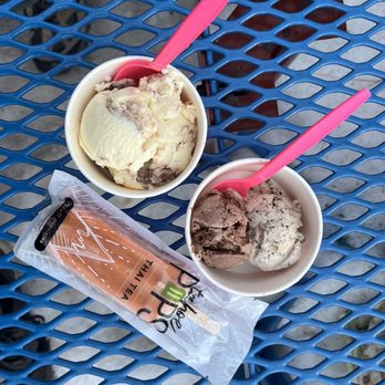 Susie Scoops - Cake Batter (Single Scoop) and Turtle/Banana Chocolate (Kids Double Scoop). - Ice Cream & Frozen Yogurt Near Me - Incline Village, Nevada Susie Scoops - Cake Batter (Single Scoop) and Turtle/Banana Chocolate (Kids Double Scoop). - Ice Cream & Frozen Yogurt Near Me - Incline Village, Nevada