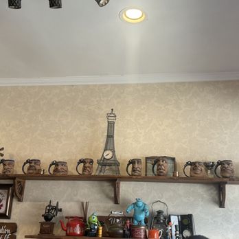 The Ugly Mug Coffee House - Coffee & Tea Near Me - Burbank, California The Ugly Mug Coffee House - Coffee & Tea Near Me - Burbank, California