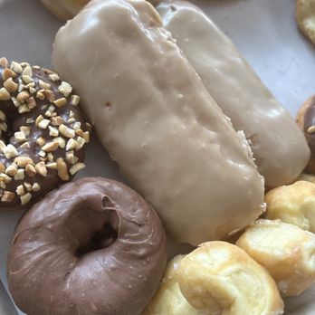 Manna Donuts - Donuts Near Me - San Bernardino, California
