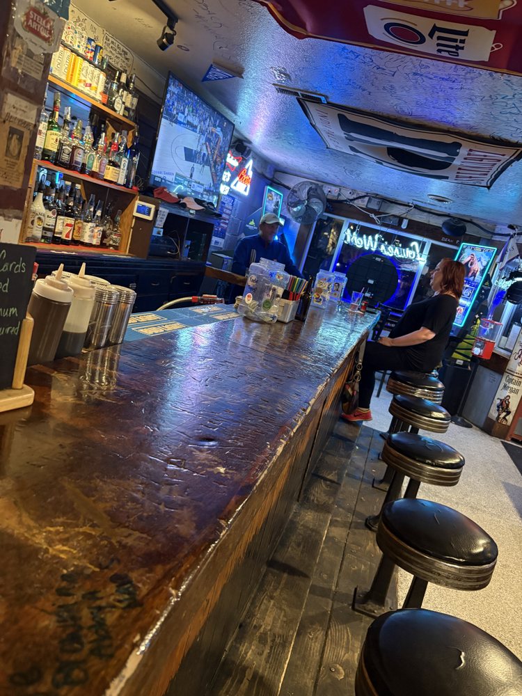 Social spots from Louise's West