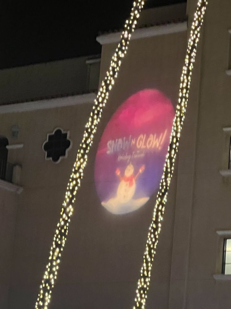 SNOW N GLOW DEL MAR 2260 Jimmy Durante Blvd, Del Mar, California