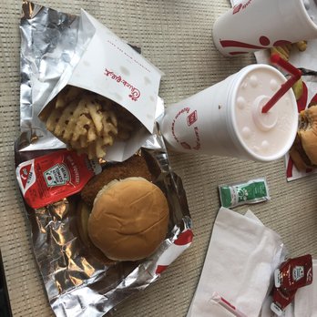 Chick-fil-A - Chicken Shop Near Me - Omaha, Nebraska
