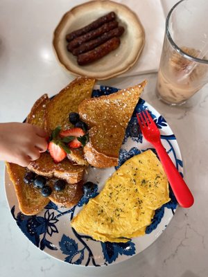 Lola’s Kitchen by null