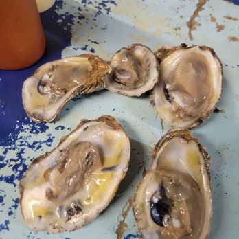Lee And Ricks Oyster Bar - Seafood Near Me - Orlando, Florida Lee And Ricks Oyster Bar - Seafood Near Me - Orlando, Florida