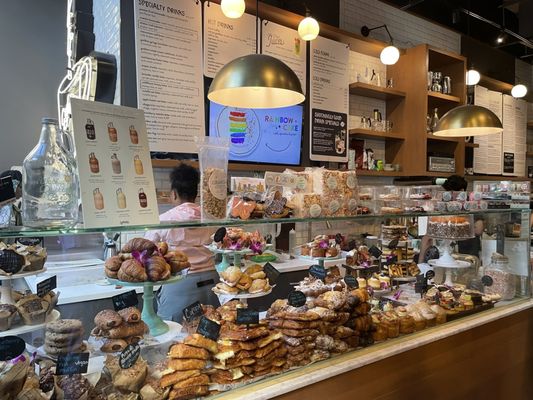 Goddess and the Baker, 33 S Wabash-Millennium Park by null