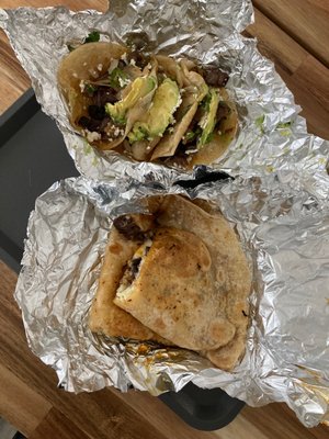 Loz Lokoz Takoz (Food Truck) by null