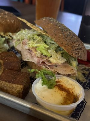 Knuckle Sandwich by null