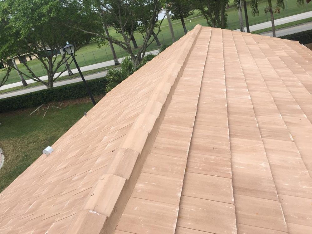 Slide of Advanced Roof Tech