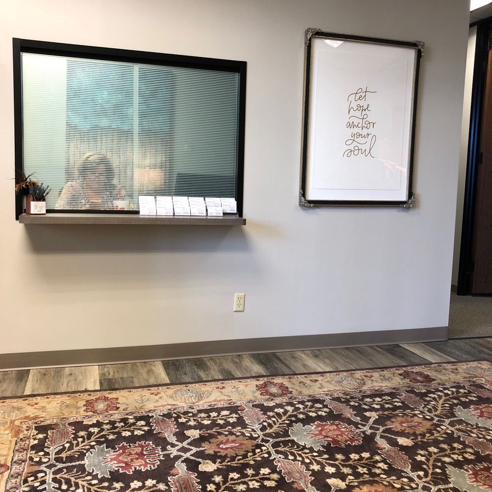 Renewing Hope Counseling - Waiting room window - Counseling & Mental Health Near Me - Houston, Texas Renewing Hope Counseling - Waiting room window - Counseling & Mental Health Near Me - Houston, Texas