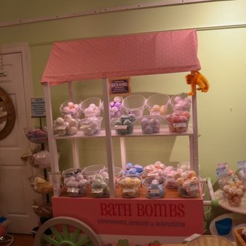 Beacon Bath & Bubble - Cosmetics & Beauty Supply Near Me - Beacon, New York