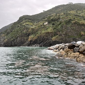 Stazione Vernazza - Train Stations Near Me - Vernazza, SP