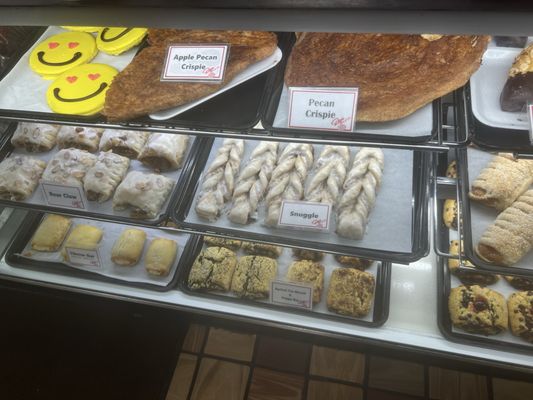 Davis Bakery & Delicatessen by null