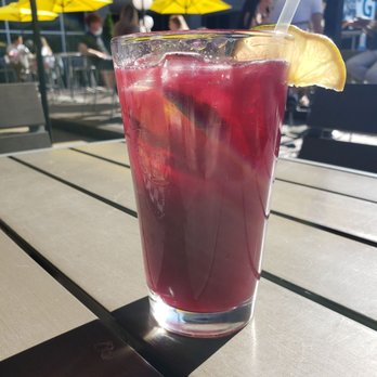 Rodano's - Red Sangria - Pizza Near Me - Wilkes-Barre, Pennsylvania