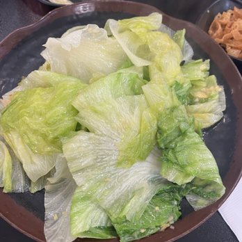 Lee’s Kitchen Noodle & Rice U Dub - Garlic Stir Fried Lettuce - Coffee & Tea Near Me - Seattle, Washington