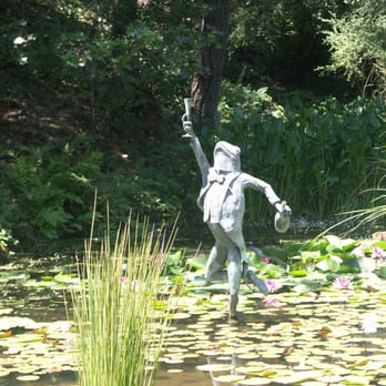 Schramsberg Vineyards - The frog - Wineries Near Me - Calistoga, California Schramsberg Vineyards - The frog - Wineries Near Me - Calistoga, California