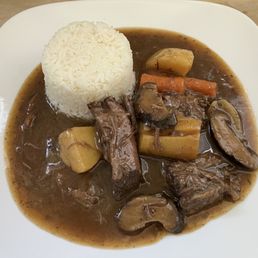 No photo of the raw chuck roast I bought, but here's the aftermath pot roast!