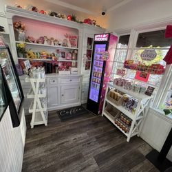 Schatzi’s Bakery & Cafe - Schatzi's has many delightful offerings to tempt you!