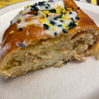 Caluda's King Cake - Cream Cheese - Bakeries Near Me - Harahan, Louisiana