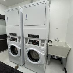 Sturgeon Station - Clean laundry room with a large sink