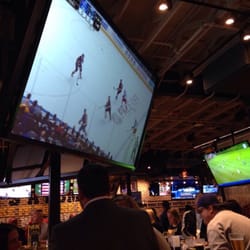 Buffalo Wild Wings - Now that's huge!!!