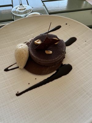 Hôtel Restaurant Alain Llorca à Saint-Paul-de-Vence by null