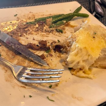 Bluefish Kitchen + Bar - Almost! - New American Near Me - Manistee, Michigan