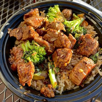 Yatai Japanese Restaurant - Fillet Mignon Hibachi Small Bowl - Japanese Near Me - Geneva, Illinois Yatai Japanese Restaurant - Fillet Mignon Hibachi Small Bowl - Japanese Near Me - Geneva, Illinois
