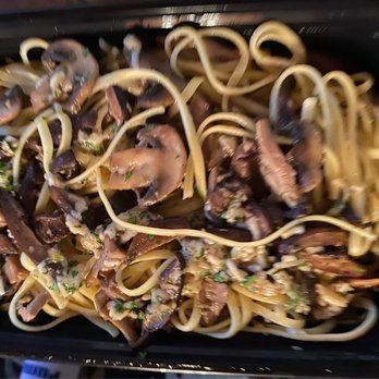 Sweet Basil Bistro - Mushroom linguini was ok - Italian Near Me - Big Bear Lake, California Sweet Basil Bistro - Mushroom linguini was ok - Italian Near Me - Big Bear Lake, California