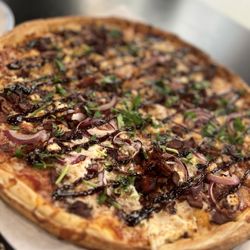 Institution Ale Company - Spicy Honey Bacon Bbq Pizza