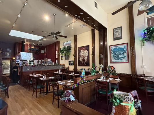 The Palace Grill by null