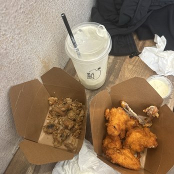 Dots Boba - Matcha Ice Milk Cream Foam, Taiwanese Crispy Chicken, and Spicy Wings - Bubble Tea Near Me - San Francisco, California Dots Boba - Matcha Ice Milk Cream Foam, Taiwanese Crispy Chicken, and Spicy Wings - Bubble Tea Near Me - San Francisco, California