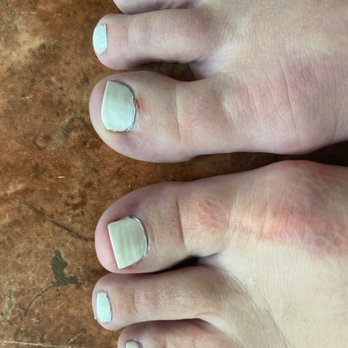 5 Point Nails - Not shaped and cut on my big toe - Nail Salons Near Me - Redlands, California