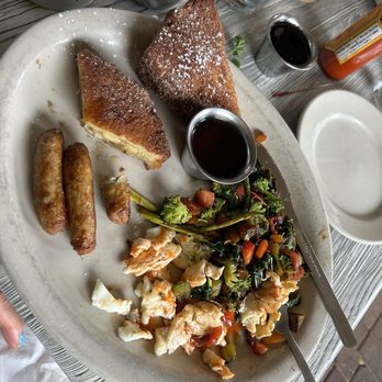 EJ's Bayfront Cafe - Naples - Banana stuffed French toast, Turkey sausage, egg whites & veggies - New American Near Me - Naples, Florida