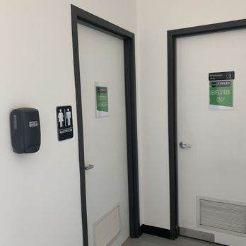 Fueled Fresh Kitchen - Bathrooms - Salad Near Me - Draper, Utah