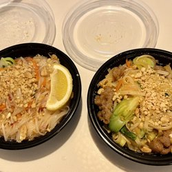 Szechuan House - Pad thai - was not very good..