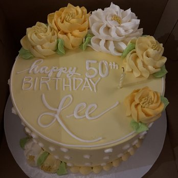 White Flower Cake Shoppe - 8 inch classic cake - Bakeries Near Me - Woodmere, Ohio White Flower Cake Shoppe - 8 inch classic cake - Bakeries Near Me - Woodmere, Ohio