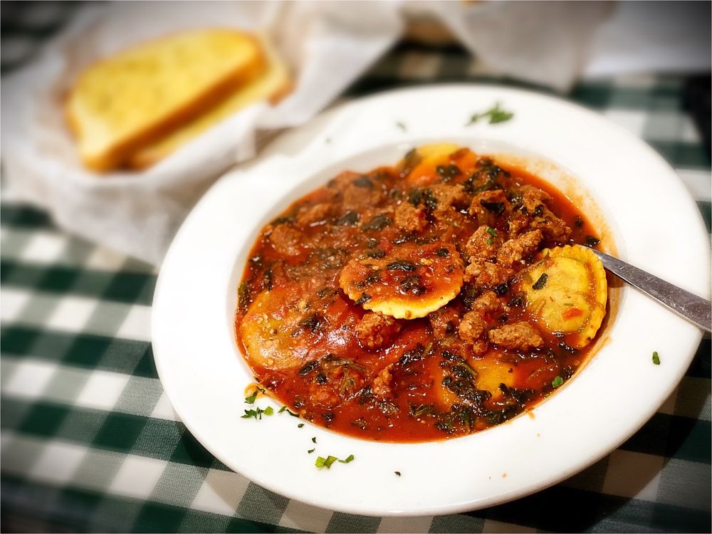 VINNY’S ITALIAN GRILL & PIZZERIA 26 Photos & 50 Reviews 11105