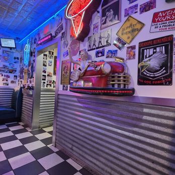 Hot Rods 50's Diner - American Near Me - Alcoa, Tennessee Hot Rods 50's Diner - American Near Me - Alcoa, Tennessee
