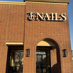 TS Nails