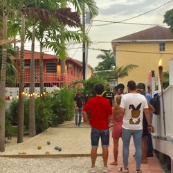 Roam Miami - Lawn bowling