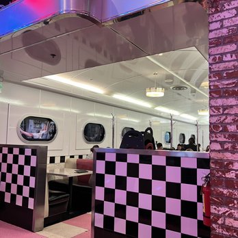 Corvette Diner - Cute diner area with the vintage movies playing - Diners Near Me - San Diego, California Corvette Diner - Cute diner area with the vintage movies playing - Diners Near Me - San Diego, California