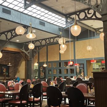 DC Cafe - I like it in here.  It's slow this early Saturday morning. - Breakfast & Brunch Near Me - Reno, Nevada