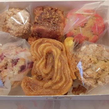 Tobies Restaurant & Bakery - Muffins and rolls - Bakeries Near Me - Hinckley, Minnesota Tobies Restaurant & Bakery - Muffins and rolls - Bakeries Near Me - Hinckley, Minnesota