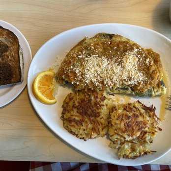 Two Chicks - Chili Relleno Omelette - Breakfast & Brunch Near Me - Reno, Nevada
