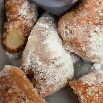 Capo's Pizzeria - Zeppole - Pizza Near Me - San Antonio, Texas