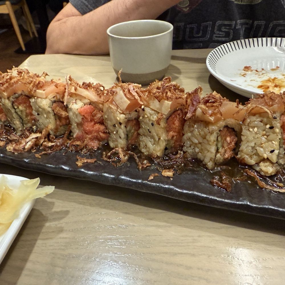 Akami Sushi - Sushi Bars Near Me - Arcadia, California