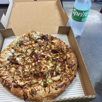 Greek's Pizzeria - Rafael's Barbecue Chicken - Pizza Near Me - Indianapolis, Indiana