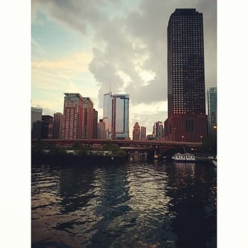 Shoreline Sightseeing - Architectural Tours Near Me - Chicago, Illinois