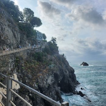 Comune di Monterosso - Blue Trail access - Landmarks & Historical Buildings Near Me - Monterosso al Mare, SP