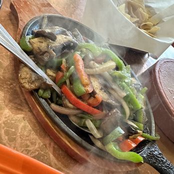 Las Cambritas - Portobello fajitas - Mexican Near Me - Cambria, California